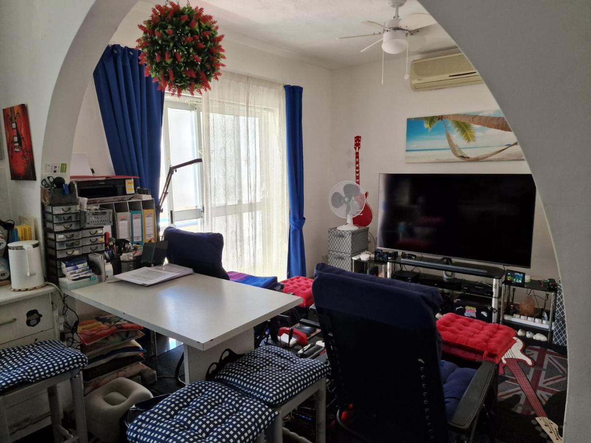 Modern Confortable Room For 1 Person Only In A Shared Flat Close To Beach Mellieha Exterior photo